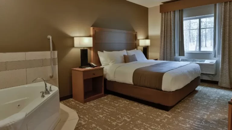 GrandStay Hotel & Suites Sisters