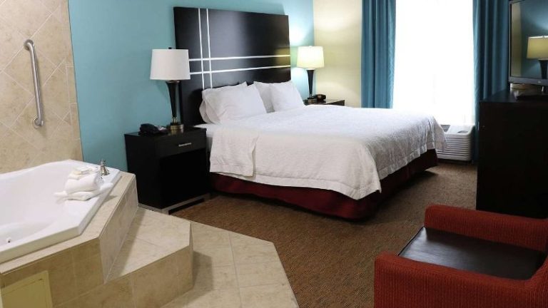 Hampton Inn Austin Oak Hill