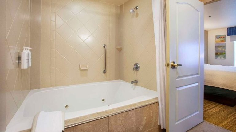 Hampton Inn & Suites Mountain Home