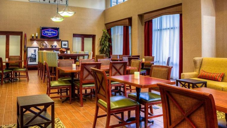 Hampton Inn & Suites Mountain Home