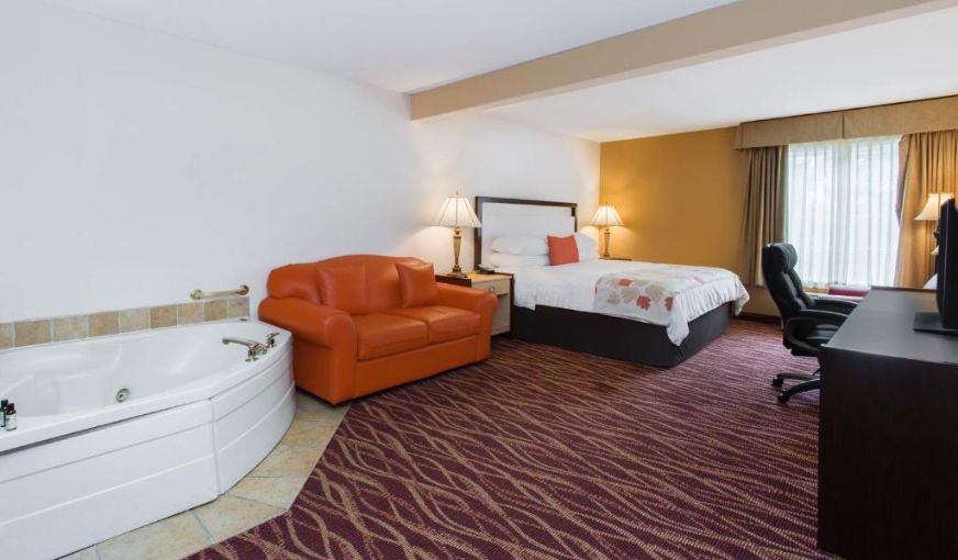 Hawthorn Suites by Wyndham Allentown-Fogelsville
