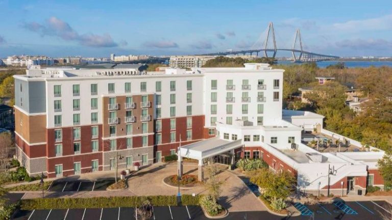 Hilton Garden Inn Charleston / Mt. Pleasant