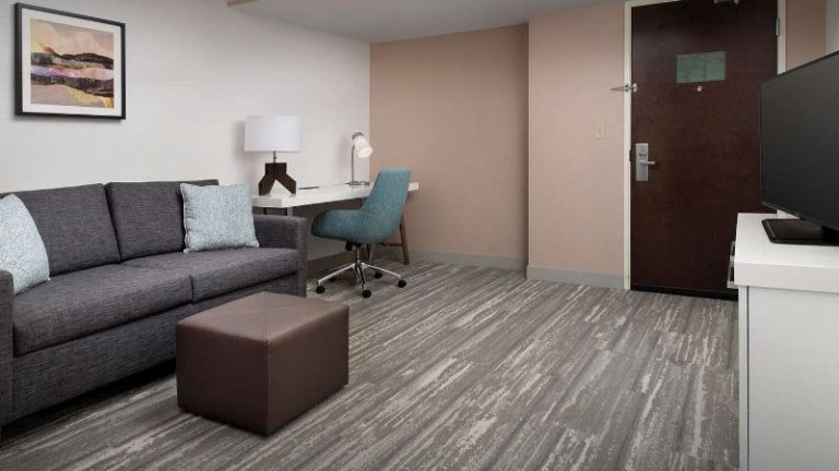Hilton Garden Inn Dallas / Duncanville