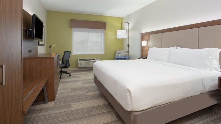 Holiday Inn Express & Suites Amarillo, an IHG Hotel