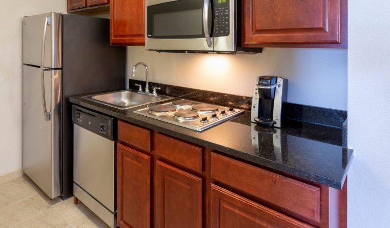Holiday Inn Express & Suites St. Paul NE (Vadnais Heights), an IHG Hotel