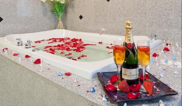 Holiday Inn Express Woodstock-Shenandoah Valley, an IHG Hotel