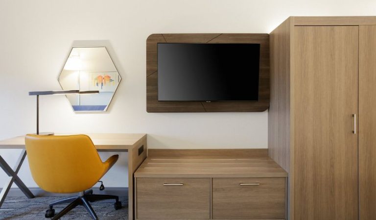 Holiday Inn Express & Suites Chehalis-Centralia, an IHG Hotel