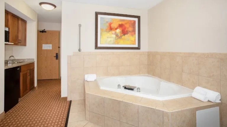 Holiday Inn Express & Suites Gillette, an IHG Hotel