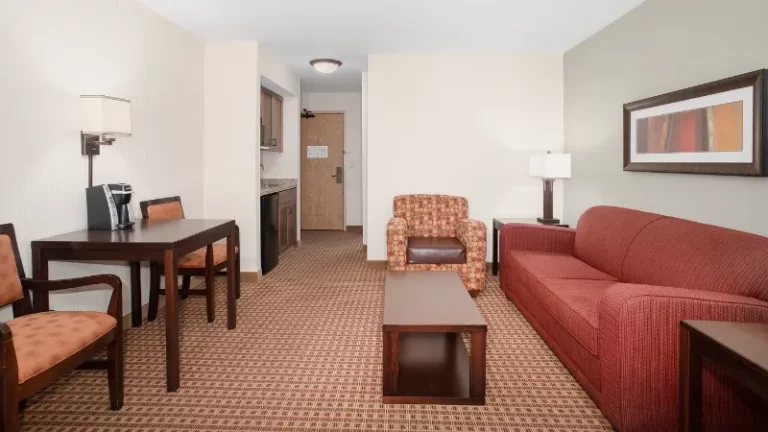 Holiday Inn Express & Suites Gillette, an IHG Hotel