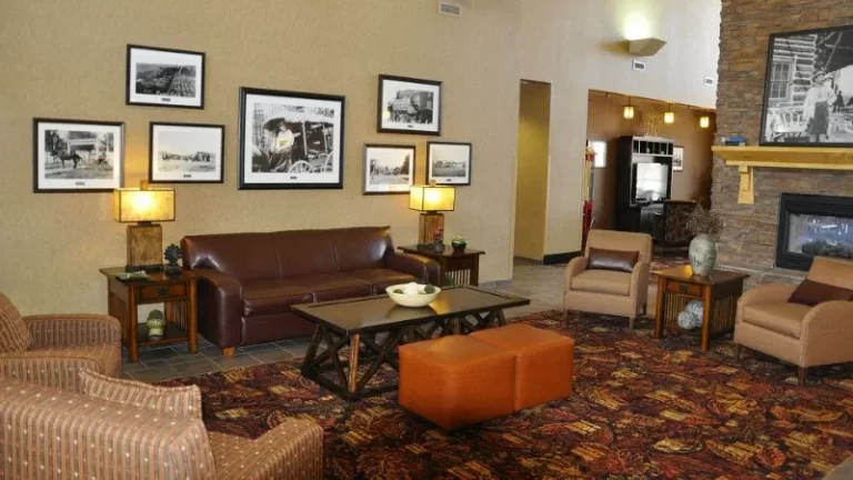 Holiday Inn Express & Suites Gillette, an IHG Hotel