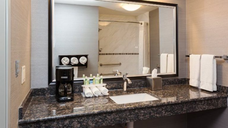 Holiday Inn Express & Suites Rapid City I-90, an IHG Hotel