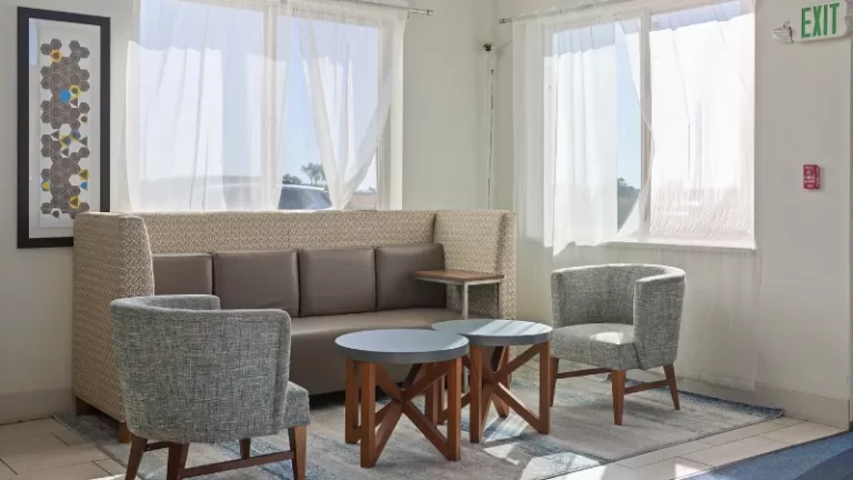 Holiday Inn Express & Suites Torrington, an IHG Hotel