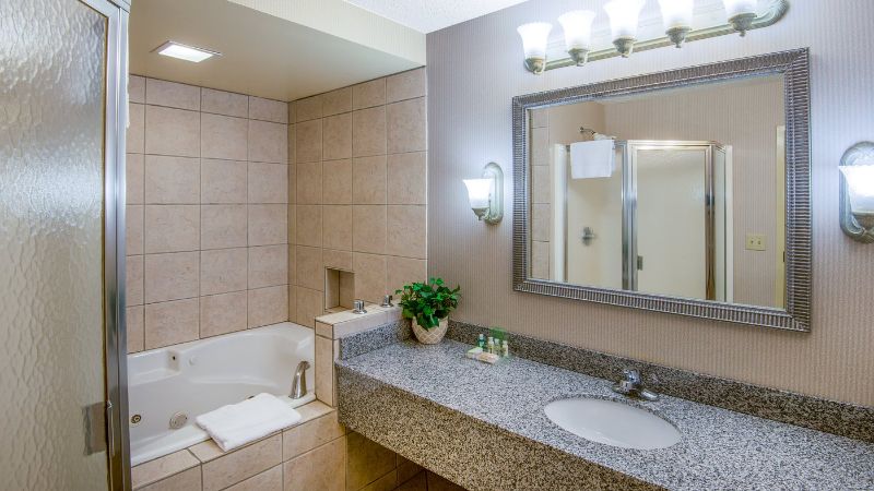 Holiday Inn Riverton-Convention Center, an IHG Hotel