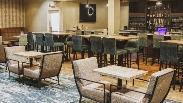 Holiday Inn Riverton-Convention Center, an IHG Hotel