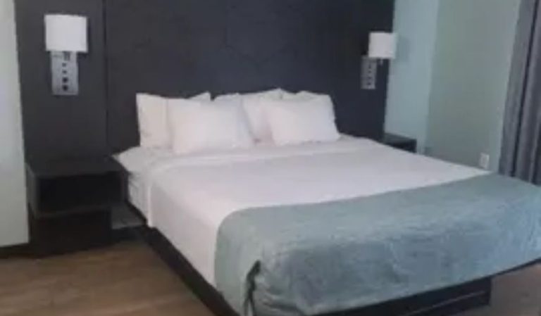 Home2 Suites by Hilton Outer Banks Kill Devil Hills