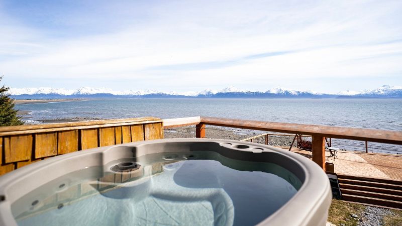 Homer Inn & Spa, room with private jacuzzi, photo 2