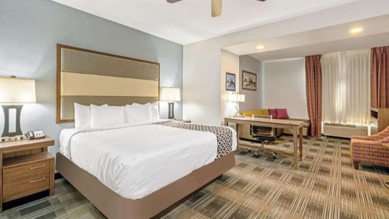 La Quinta Inn & Suites by Wyndham Guthrie