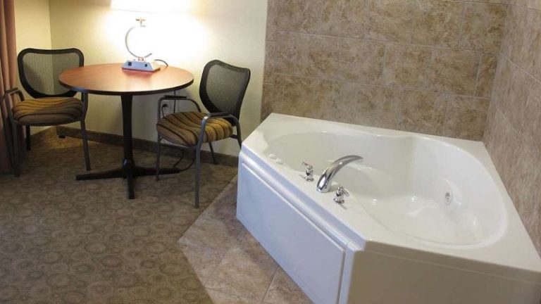 La Quinta Inn & Suites by Wyndham Bismarck