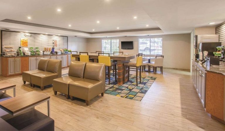 La Quinta Inn by Wyndham Richmond South