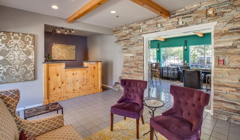 Leavenworth Village Inn