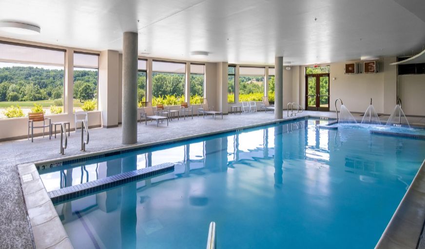 Liberty Mountain Resort, room with private jacuzzi, photo 8