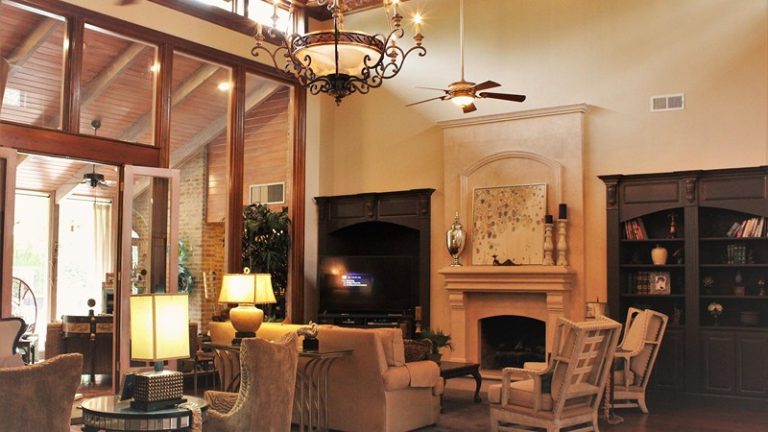 Louisiana Cajun Mansion Bed & Breakfast