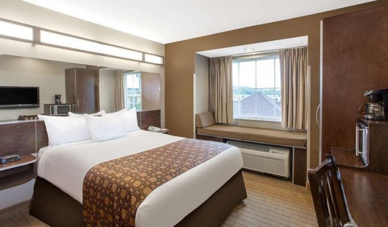 Microtel Inn & Suites by Wyndham Mansfield