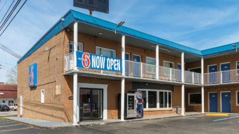 Motel 6 Huntington