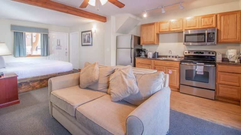 Murphy’s River Lodge