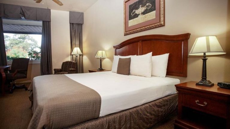 O’Brien Riverwalk Boutique Hotel