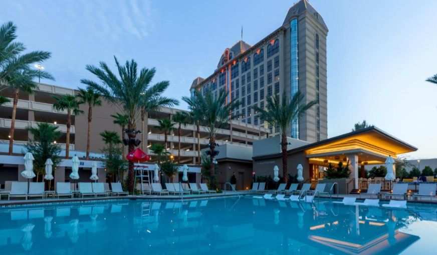 Palace Station Hotel and Casino, room with private jacuzzi, photo 5