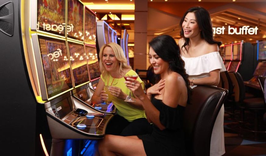 Palace Station Hotel and Casino, room with private jacuzzi, photo 8