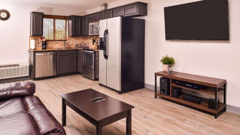 Quality Inn & Suites Beaumont