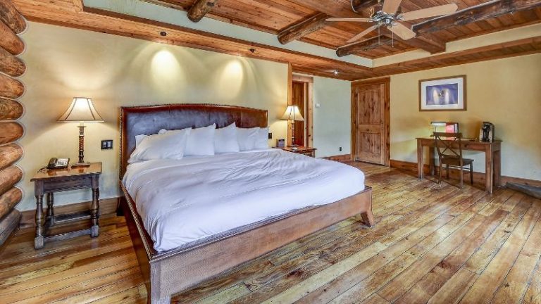 Rainbow Ranch Lodge