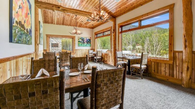 Rainbow Ranch Lodge