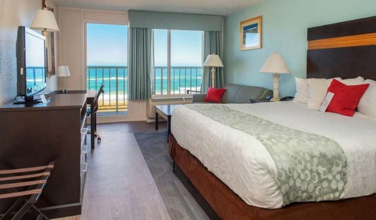 Ramada Plaza by Wyndham Nags Head Oceanfront