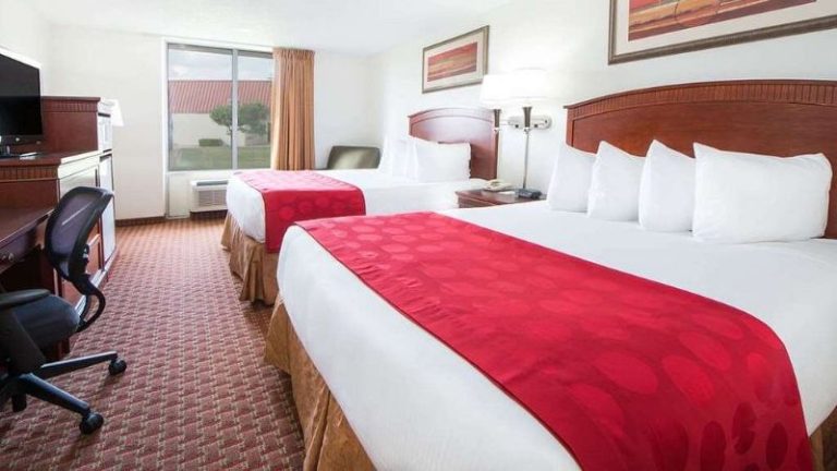 Ramada by Wyndham Enid