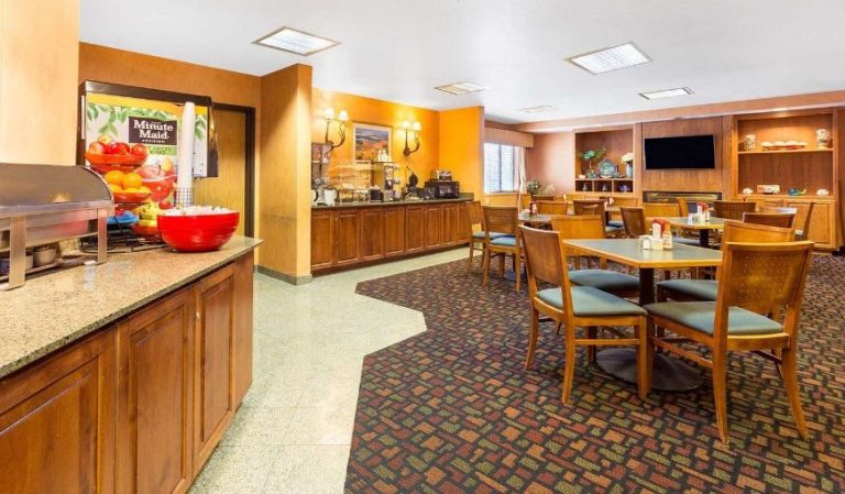 Ramada by Wyndham Kent Seattle Area