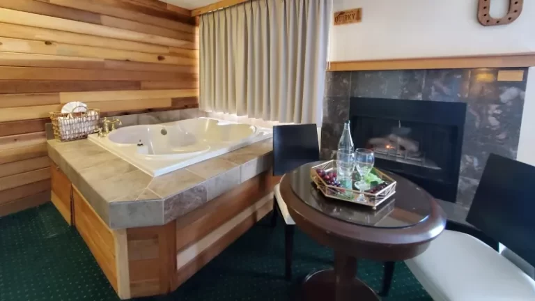 Rogue Regency Inn Medford Airport