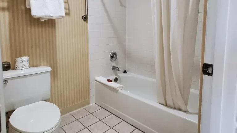 Rogue Regency Inn Medford Airport