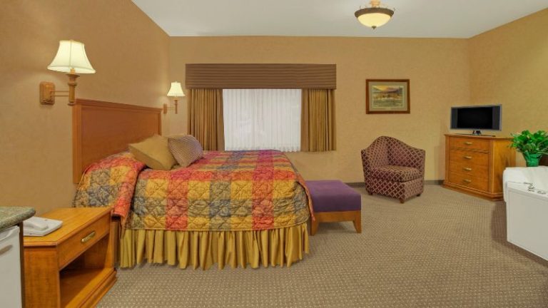 Rushmore Express Inn & Family Suites