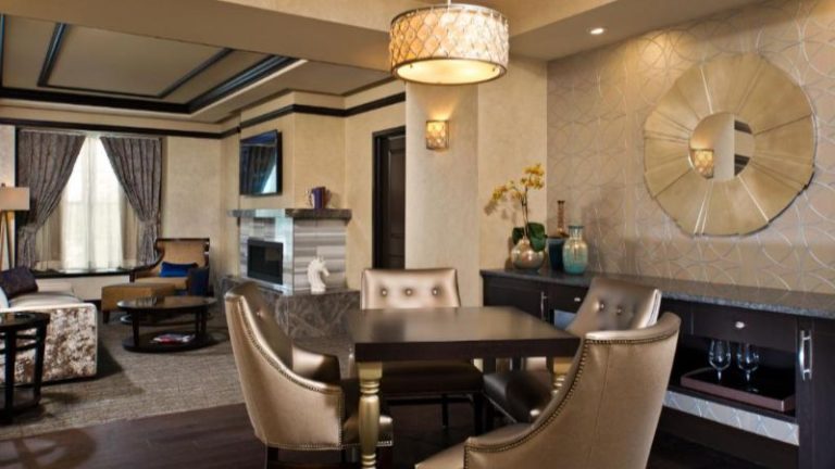 Saratoga Casino Hotel