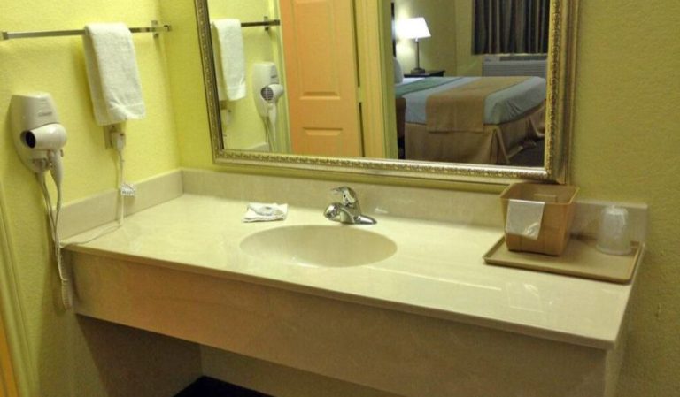 Scottish Inns Fort Worth