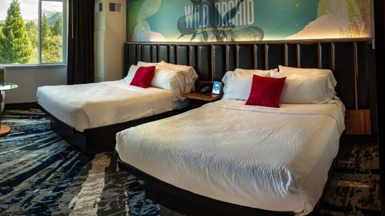 Seven Feathers Casino Resort