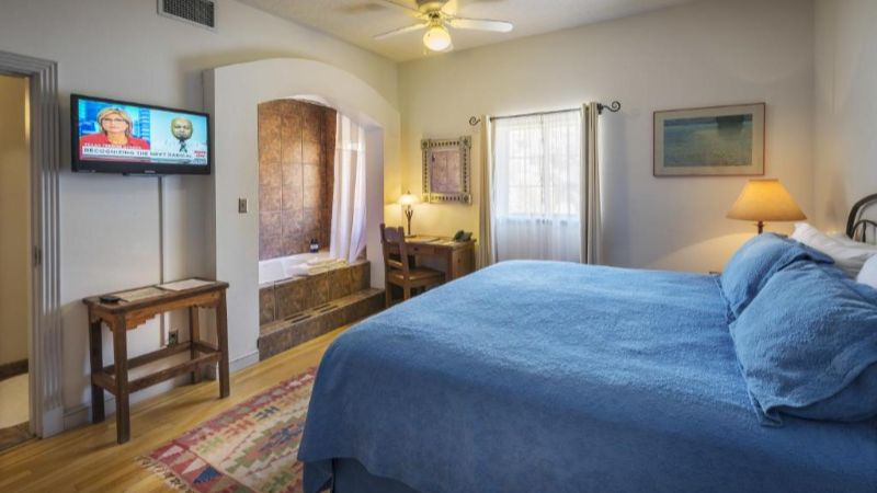 Sierra Grande, room with private jacuzzi, photo 2