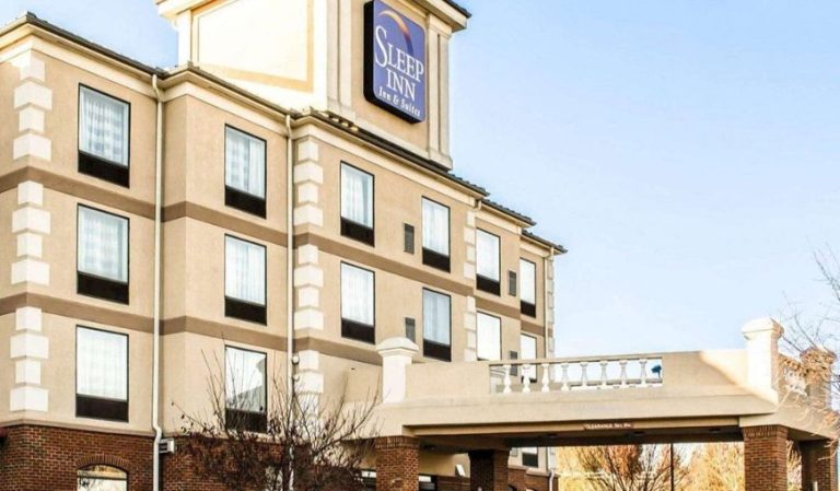 Sleep Inn & Suites Virginia Horse Center