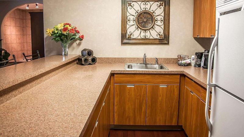 Sleep Inn & Suites Conference Center and Water Park, room with private jacuzzi, photo 5