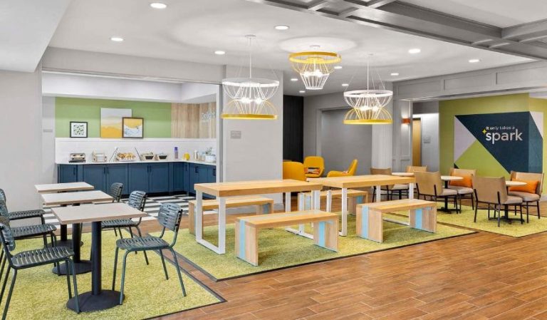 Spark by Hilton Newcomerstown