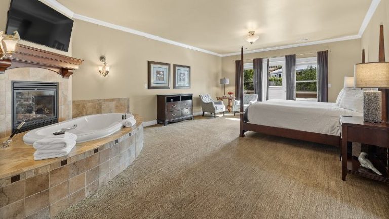 Summer Creek Inn