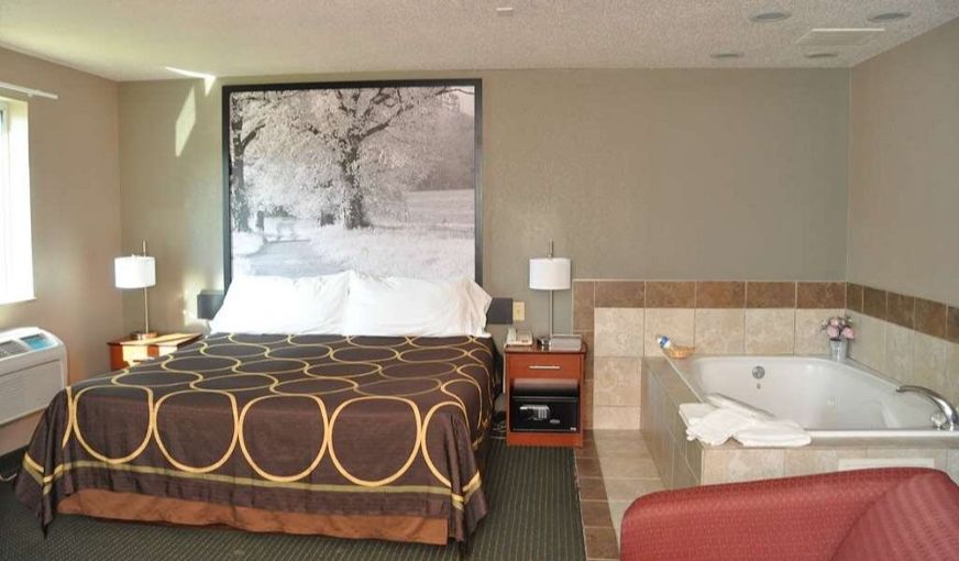 Super 8 by Wyndham Clearfield Hotel
